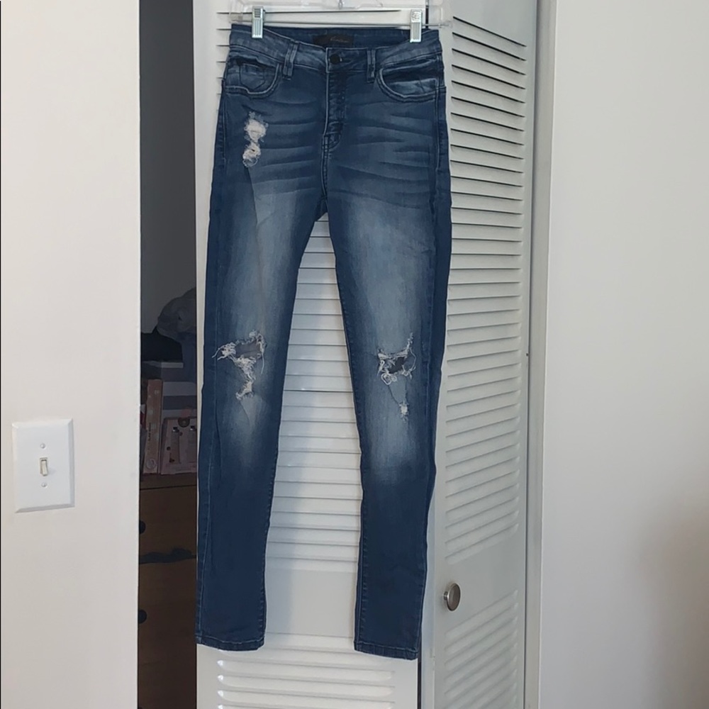 KanCan Size 7 Jeans